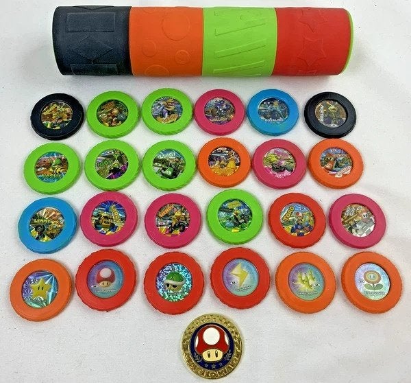 Plus Nintendo Mario Kart Koins complet + 1 édition limitée, 1 joueur, Comme neuf, Course et Pilotage, À partir de 3 ans