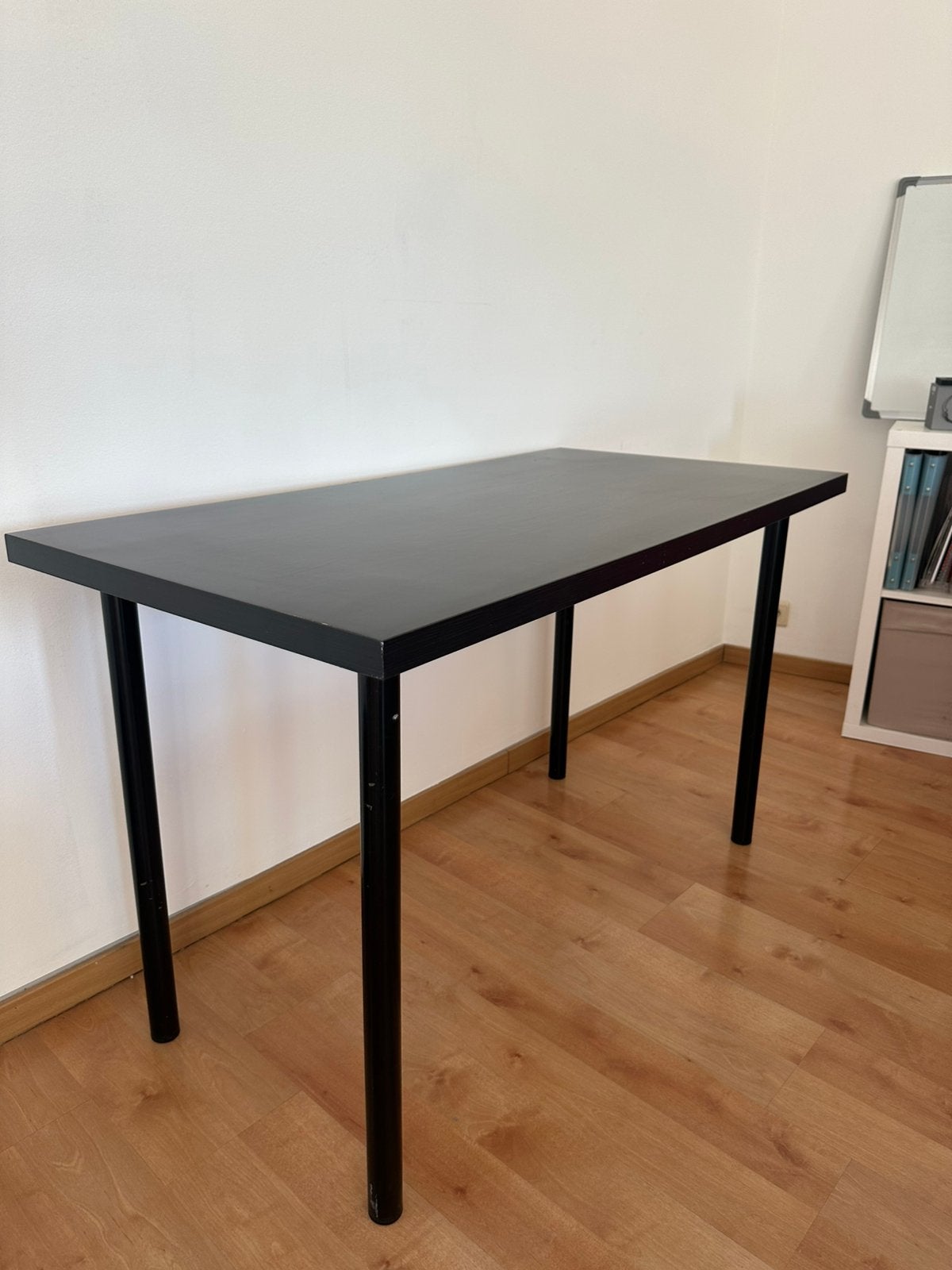 Table à manger Ikea noire, Enlèvement, Utilisé