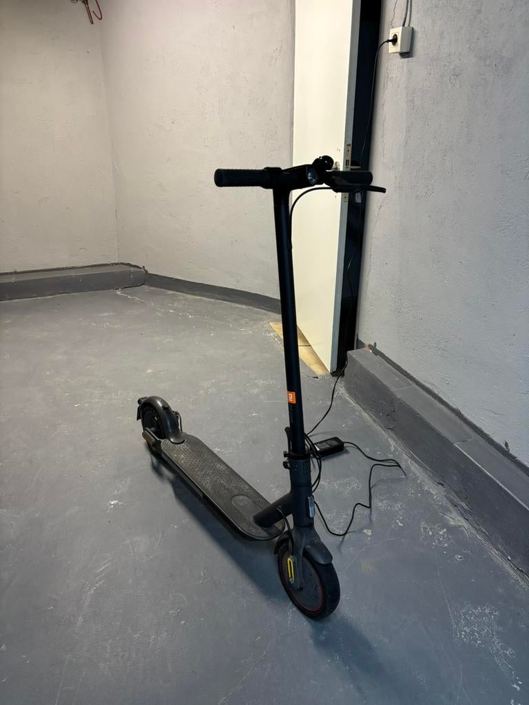 Xiaomi Electric Scooter Pro 2, Fietsen en Brommers, Steps, Ophalen, Zo goed als nieuw, Elektrische step (E-scooter)