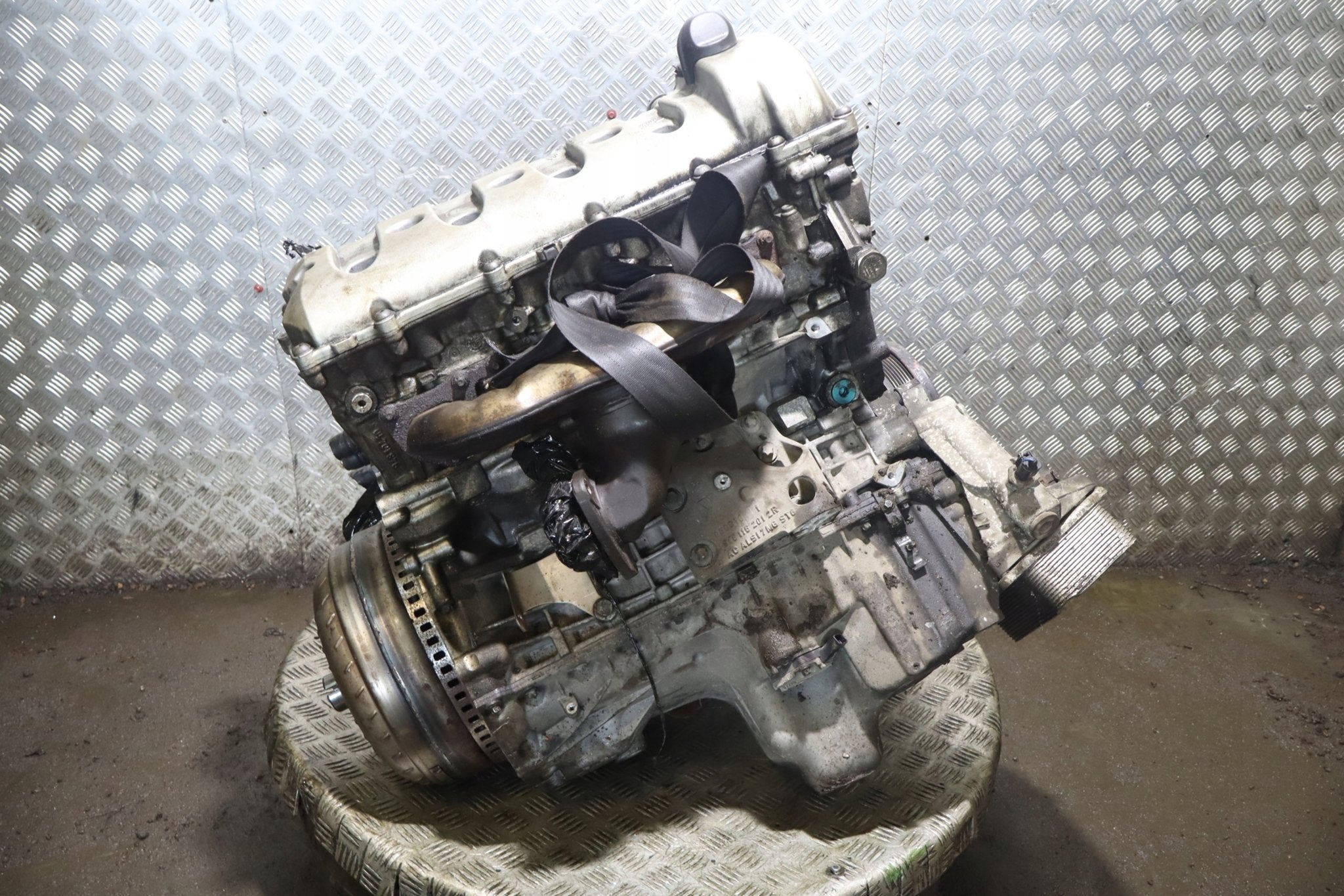 Moteur M4800 Complet CAYENNE PORSCHE, Envoi, Utilisé, Daihatsu