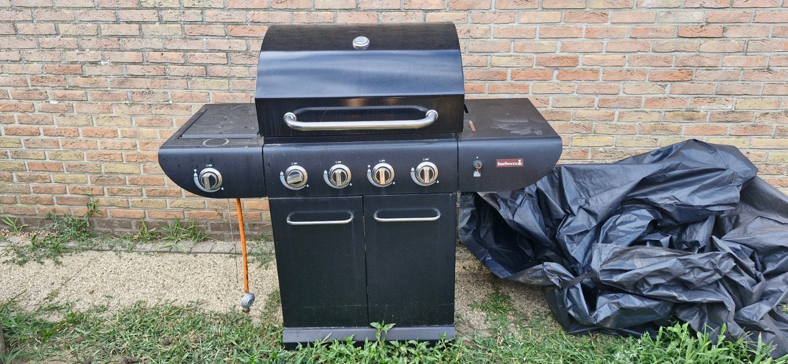 Bbq met beschermhoes, Enlèvement
