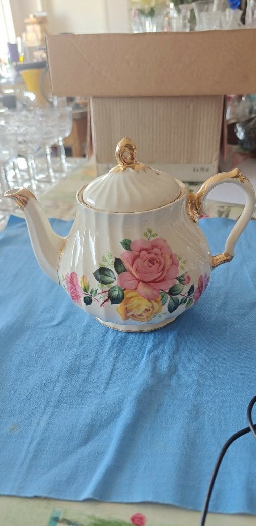 theepot Sadler made in England vintrage 40 - 50, Antiquités & Art, Antiquités | Porcelaine, Enlèvement ou Envoi