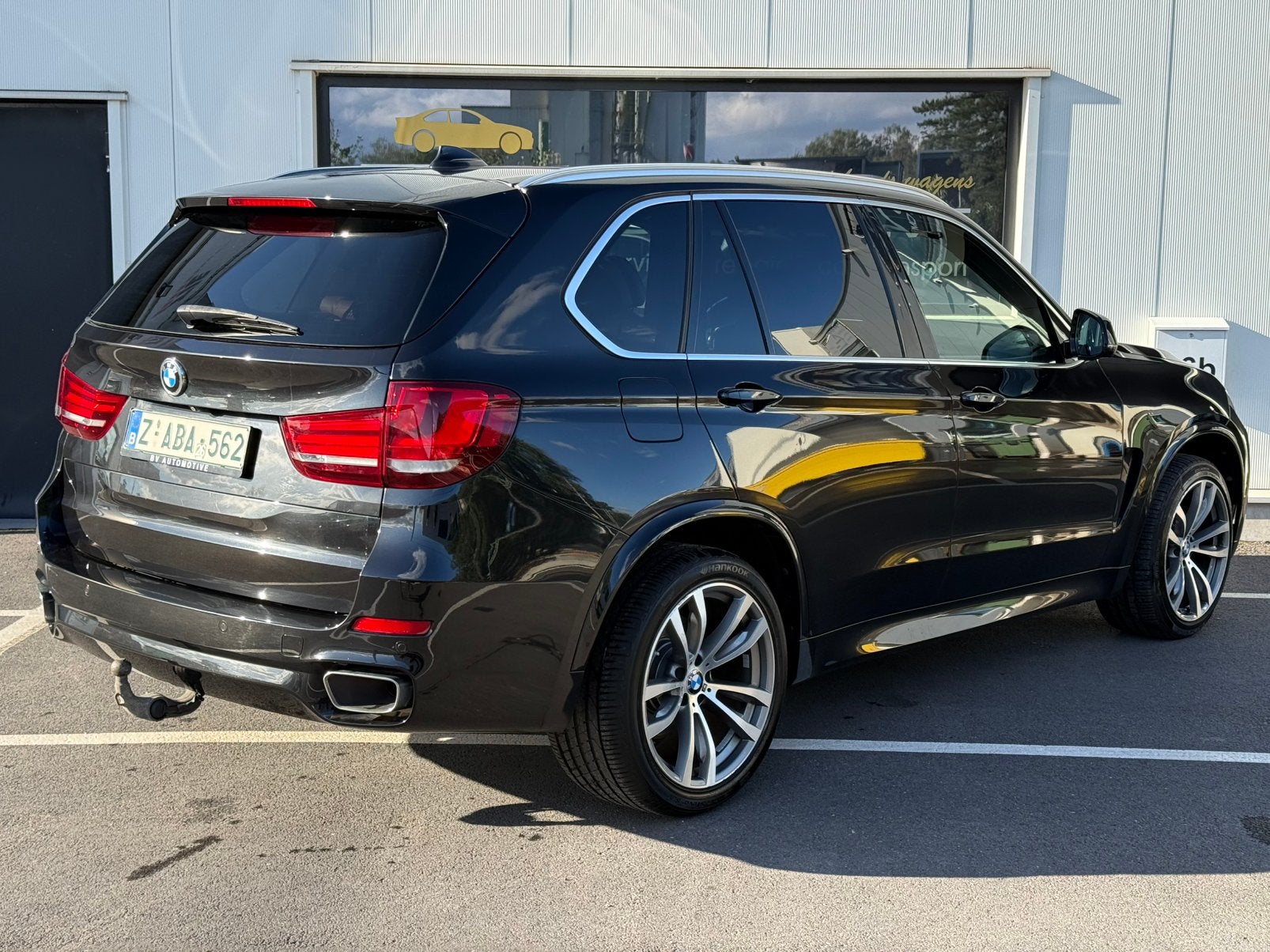 BMW X5 F15 xDrive 40D PANO - HUD - H/K - TREKHAAK, Autos, Cuir, Entreprise, Entretenue par le concessionnaire, 5 portes