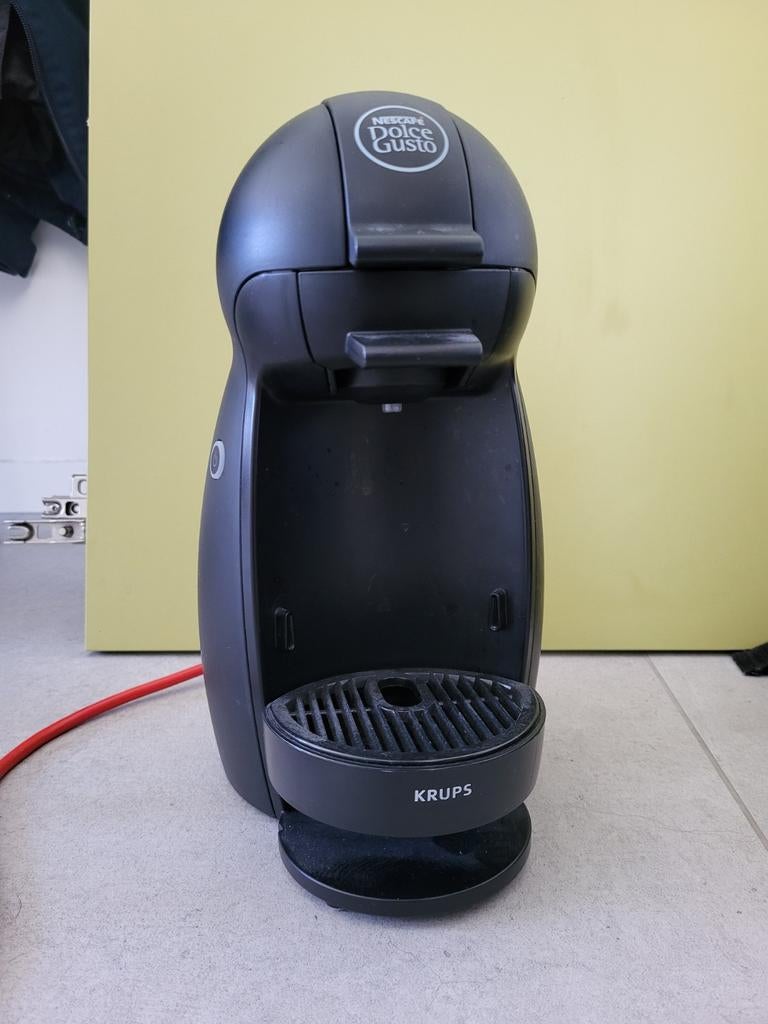 Dolce Gusto zwart, Koffiemachine, Ophalen of Verzenden, Zo goed als nieuw, 1 kopje