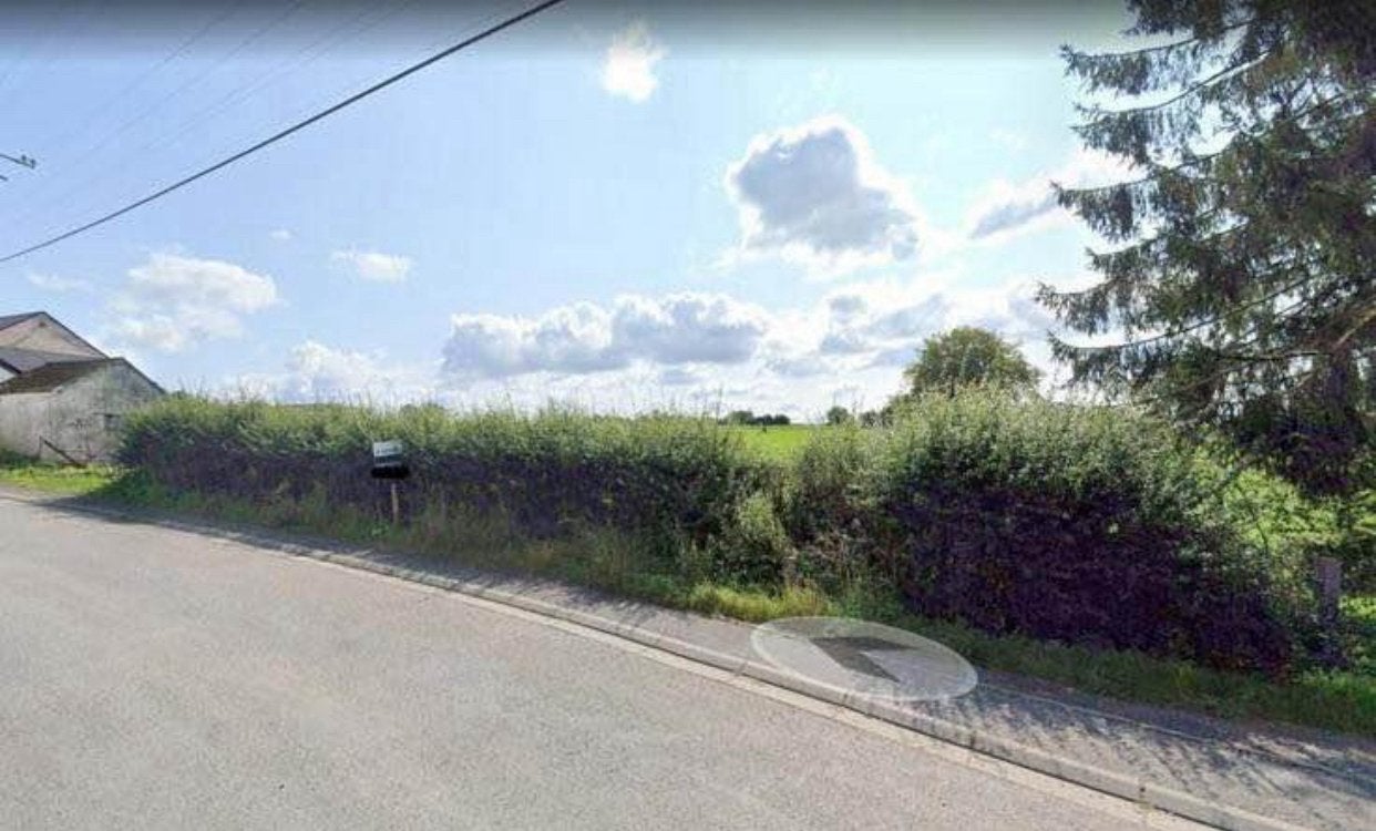 Terrain à bâtir 1812m2 à seloigne côté de ville chimay, 1500 m² ou plus