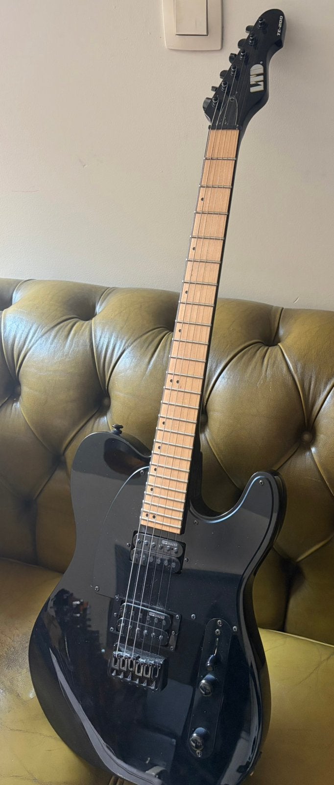 Planche en érable ESP LTD TE-200 finition noire, Musique & Instruments, Instruments à corde | Guitares | Électriques, Utilisé