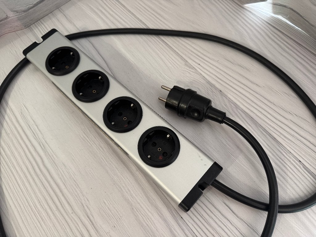 Silent Wire SilentSockeT4 Stroomblok 1.5m Filter/Verdeeldoos, Audio, Tv en Foto, Minder dan 40 watt, Overige spelers, Ophalen