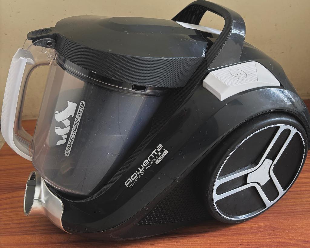 Aspirateur Rowenta. Capacité du bac 2.5 litres, Electroménager, Rowenta, Réservoir, Aspirateur traîneau, Enlèvement