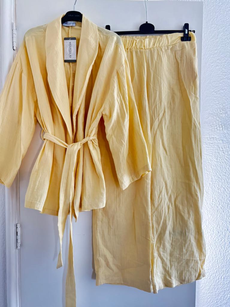Nieuwe linen broekpak met prijskaartje, Kleding | Dames, Ophalen, Zo goed als nieuw