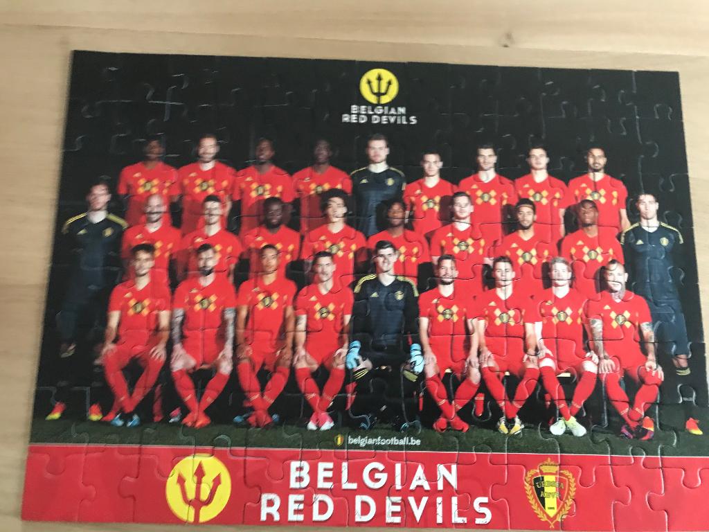 Puzzel Voetbal Rode Duivels 100 stukken, Ophalen, Meer dan 50 stukjes, Zo goed als nieuw