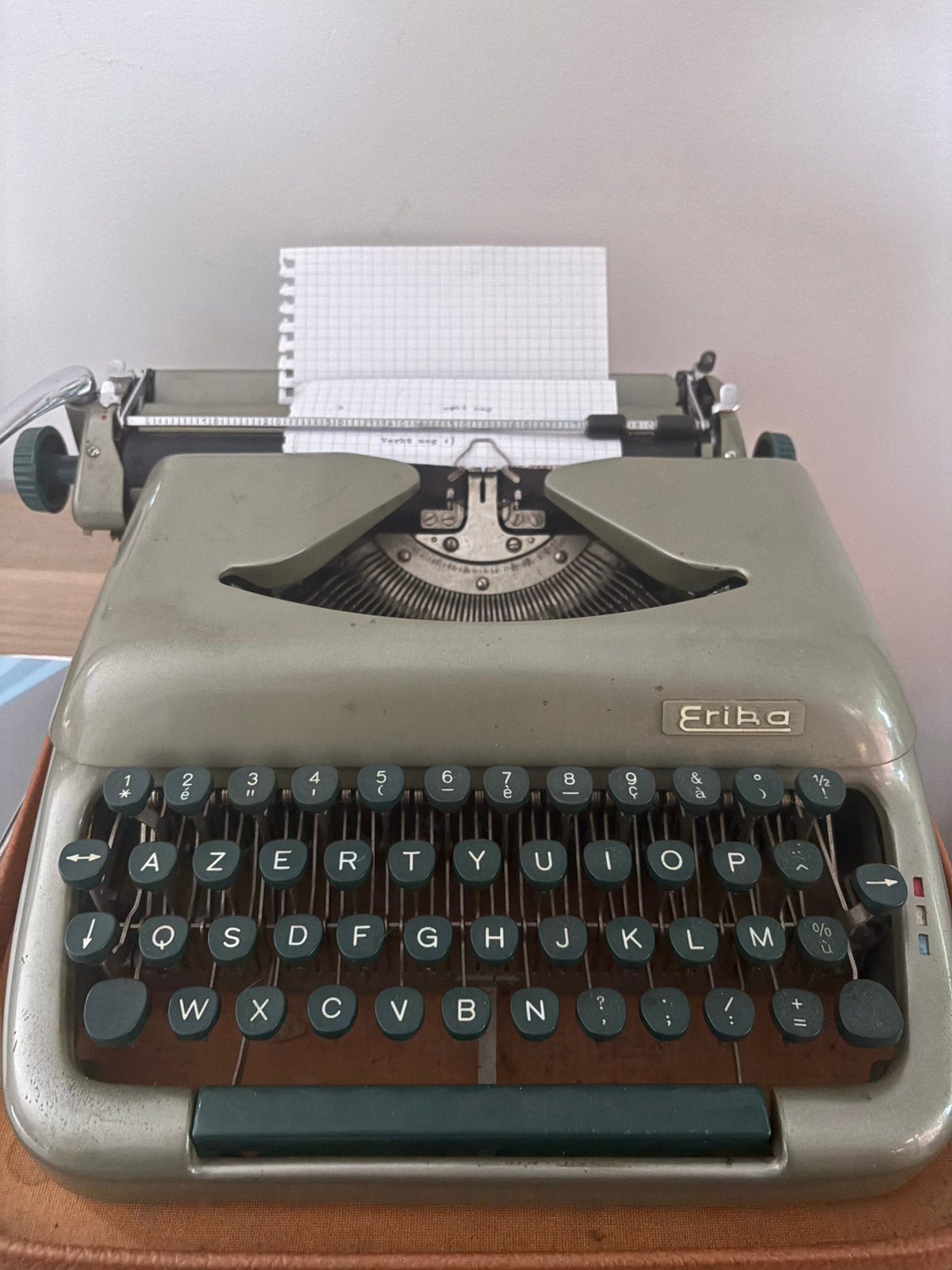 Werkende typmachine, erika model 12, Diversen, Ophalen of Verzenden, Zo goed als nieuw