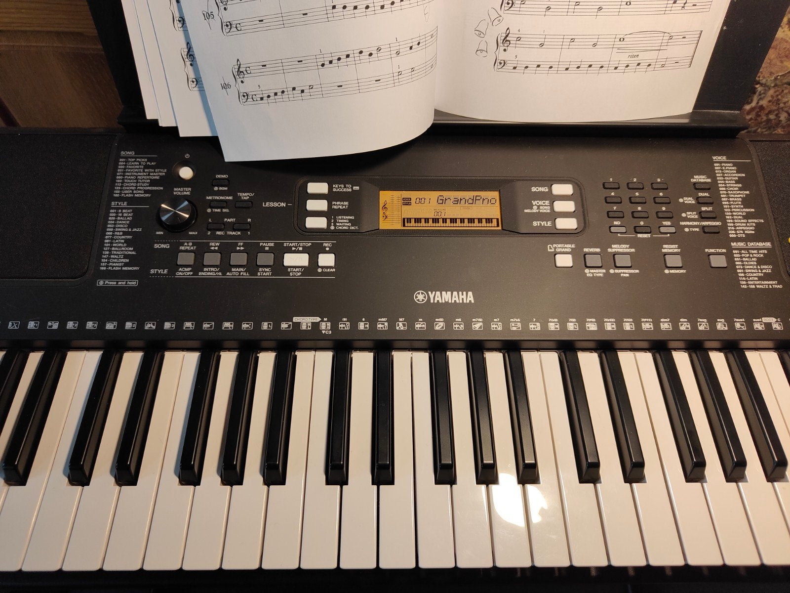 Yamaha psrE363, 61 toetsen,, Muziek en Instrumenten, Ophalen, Zo goed als nieuw, 61 toetsen, Yamaha