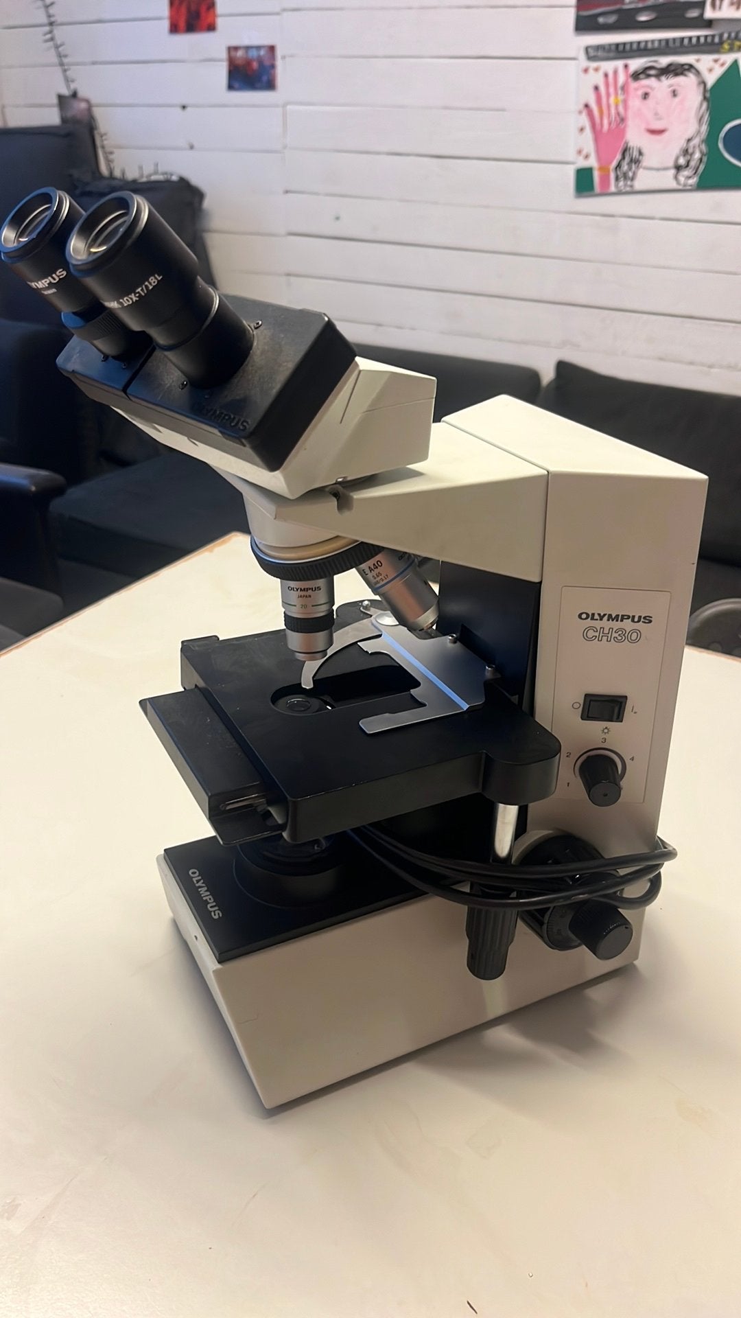 Microscope Olympus ch30 pour la biologie ou les amateurs, Enlèvement ou Envoi, Comme neuf, Microscope biologique