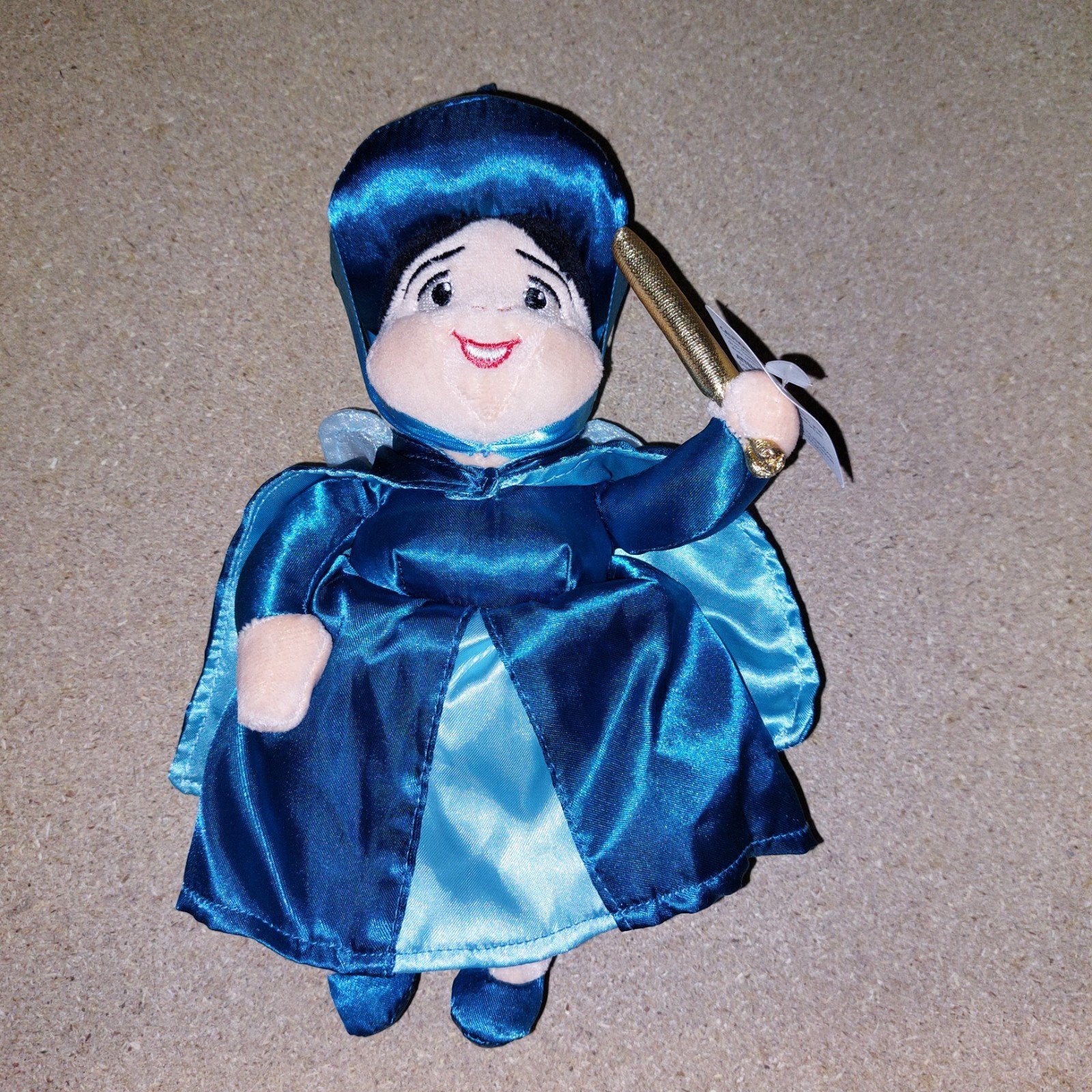 Peluche de Pimprenelle dans la Belle au bois dormant DISNEY, Collections, Disney, Enlèvement ou Envoi, Cendrillon ou Belle, Neuf