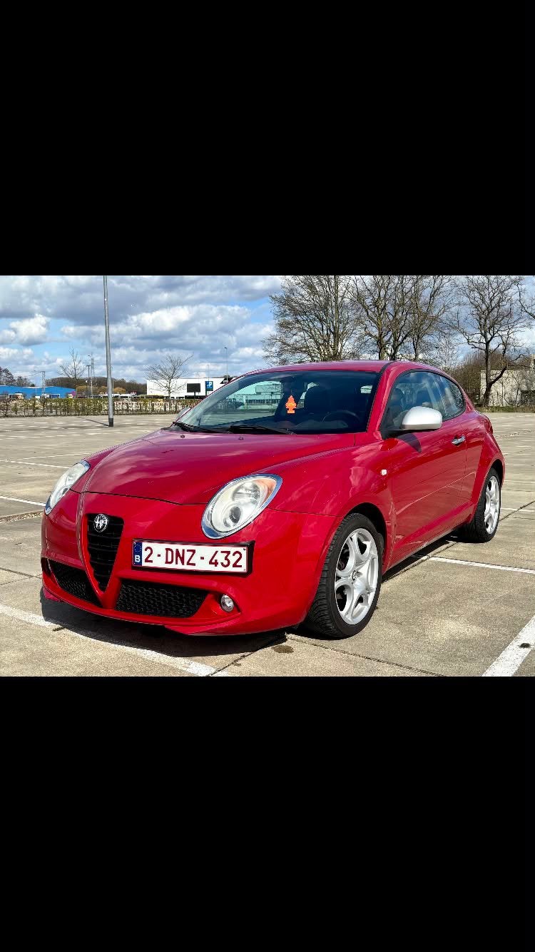 Boîte de vitesses manuelle Alfa Romeo MiTo 2013 1.4i, Autos, Alfa Romeo, Achat, Noir, Particulier, 4 cylindres