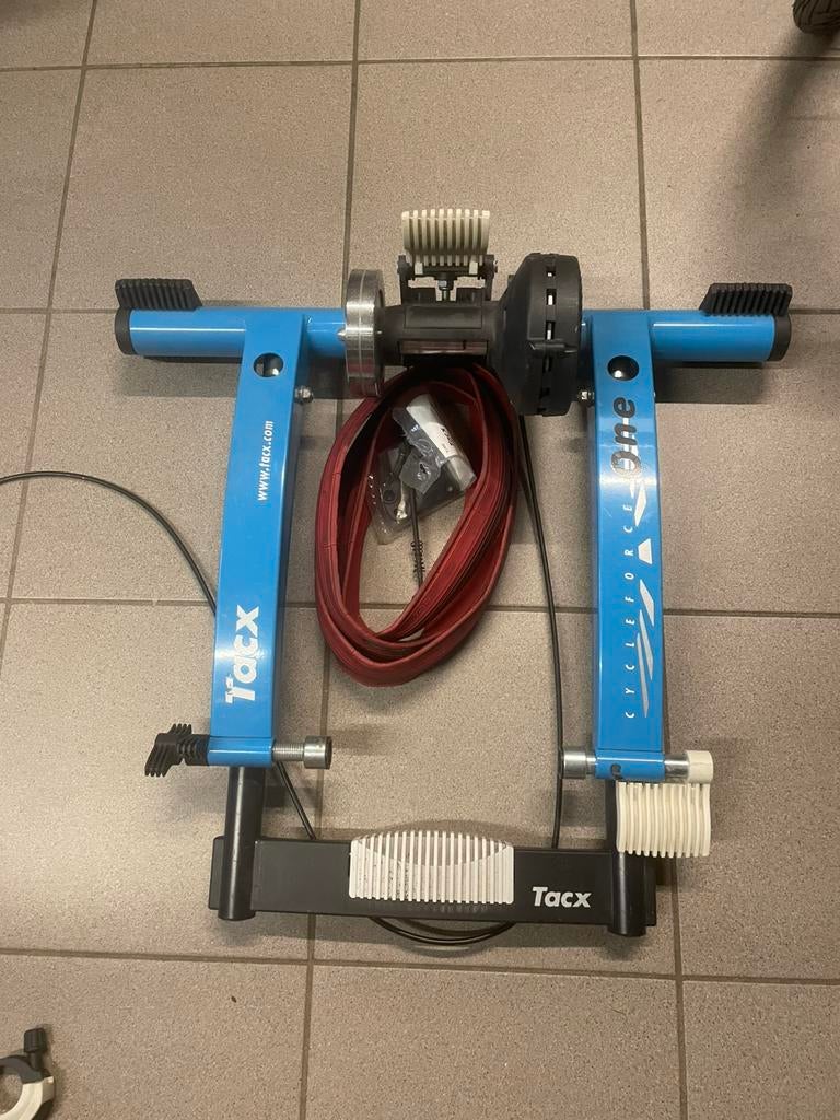 Tacx cycleforce one rollentrainer, Sport en Fitness, Wielrennen, Ophalen, Zo goed als nieuw