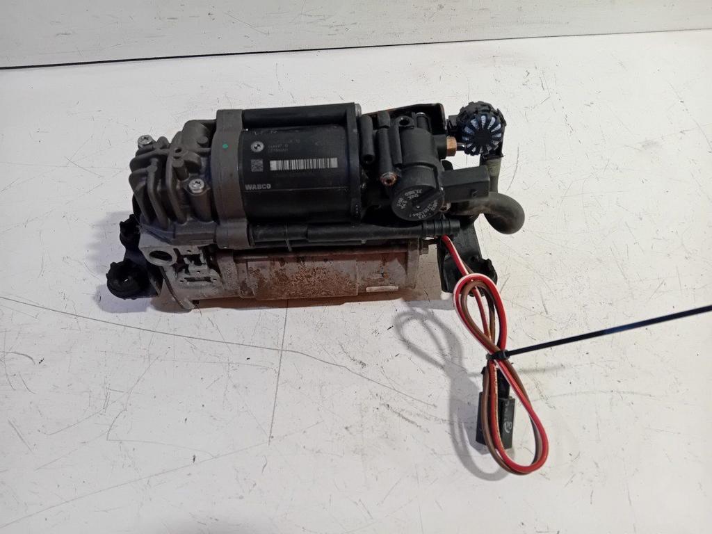 Compressor BMW 5 serie, Onderdelen@venauto.nl, Van der Ven Autorecycling B.V., Gebruikt, Ettenseweg 76, 4706 PB Roosendaal, The Netherlands