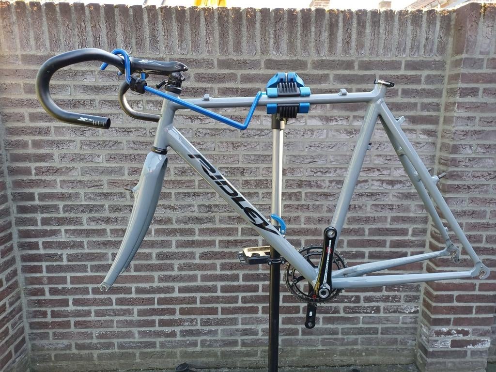 Ridley Cyclocross CYCLO CROSS FRAME met onderdelen, Fietsen en Brommers, Ophalen, Frame, Zo goed als nieuw, Ridley