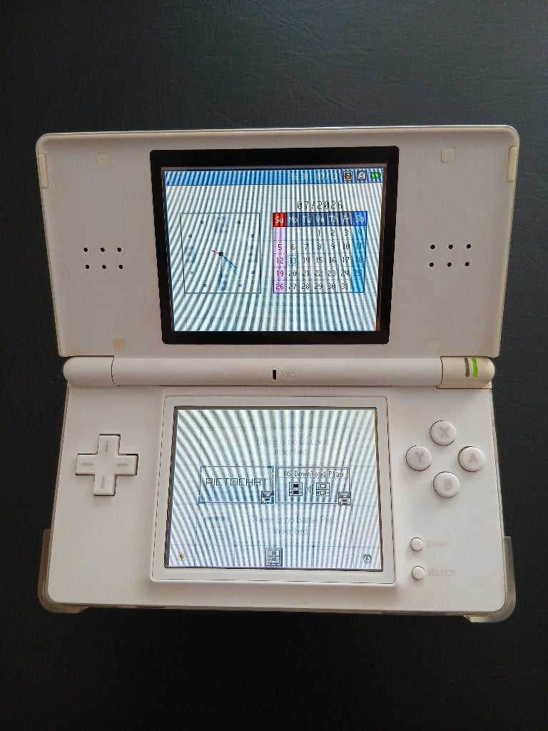 Nintendo DS Lite Wit + Originele oplader + Stylus, Avec housse de protection ou sac, Enlèvement, Utilisé, Blanc