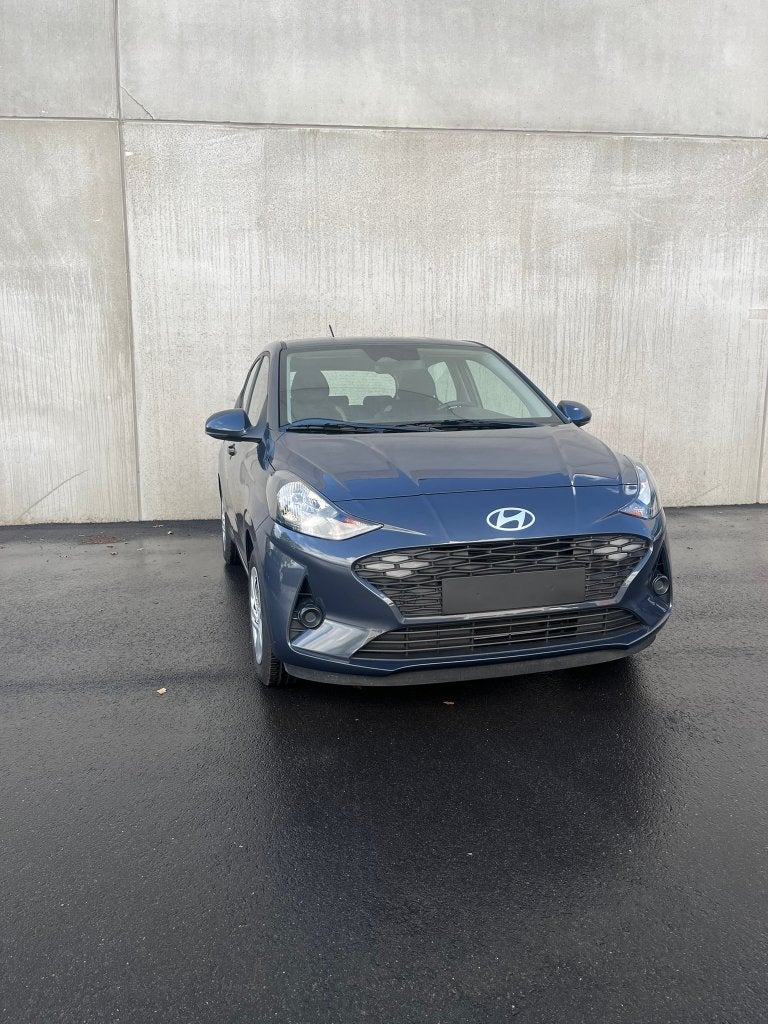 HYUNDAI I10 TWIST / CRUISE CONTROL / LANE ASSIST / CARPLAY/, Autos, Argent ou Gris, Achat, 998 cm³, Euro 6