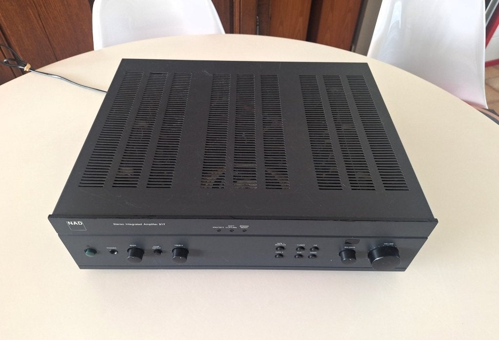NAD 317 versterker geserviced, Audio, Tv en Foto, Versterkers en Ontvangers, Overige merken, Refurbished, Ophalen of Verzenden