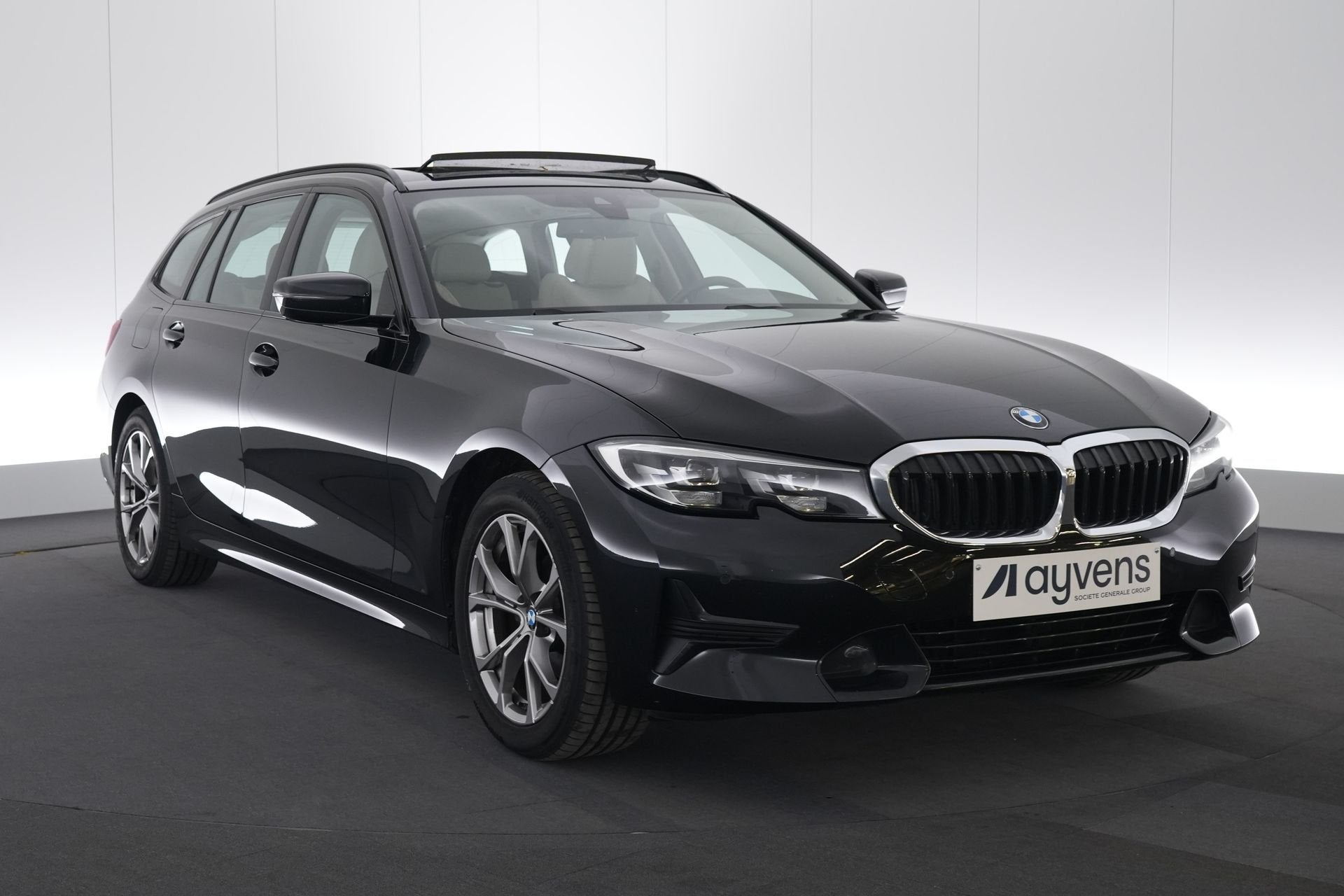 (2AUG994) BMW 3 TOURING, Auto's, Automaat, Achterwielaandrijving, Zwart, Leder
