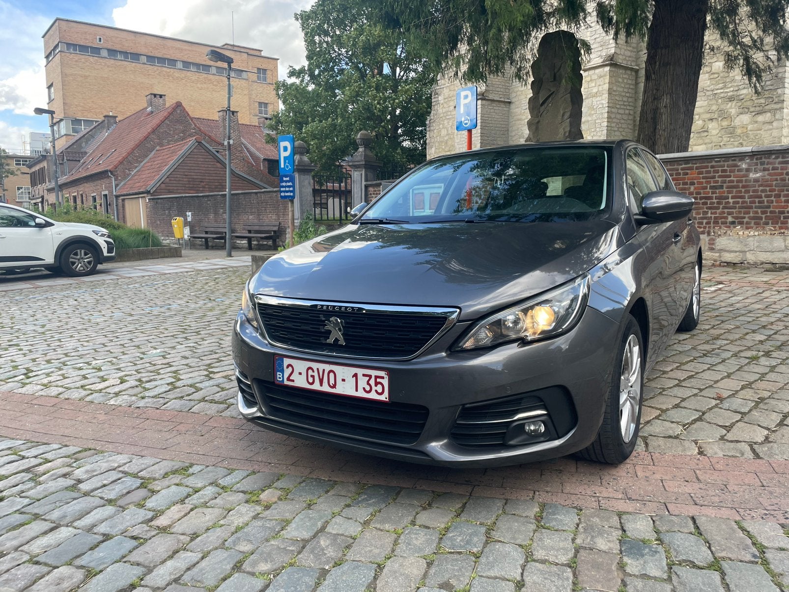 PEUGEOT 308 - 1.2 essence - COURROIE OK - ENTRETIEN OK -, Achat, Euro 6, Boîte manuelle, 5 portes