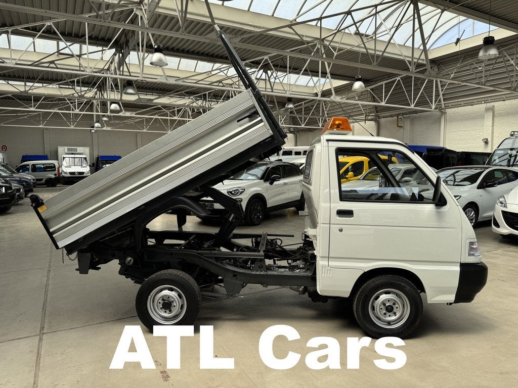 Overige Auto’s 1 PIAGGIO PORTER | 1.3 BENZINE | KIPPER | 1, Auto's, Overige Auto's, Achterwielaandrijving, Gebruikt, Wit, 64 pk