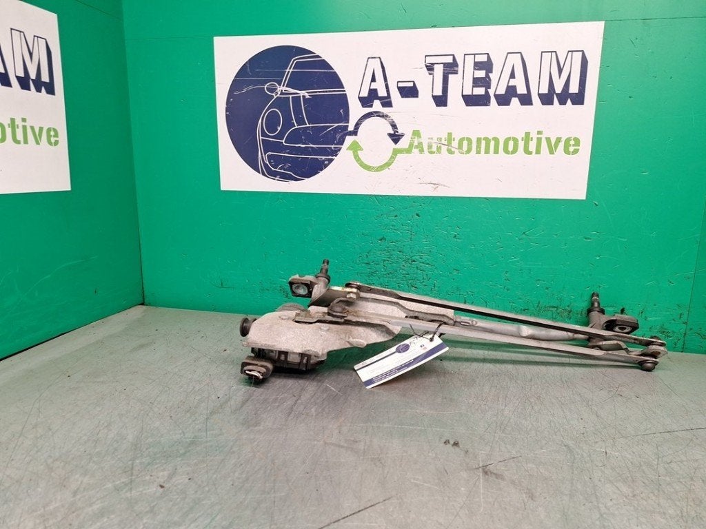 RUITENWISSER MECH + MOTOR Ford Fiesta 6 (JA8), Robert Bosch AG, Gebruikt, Ford, Robert-Bosch-Allee 1
74232  Abstatt, DE