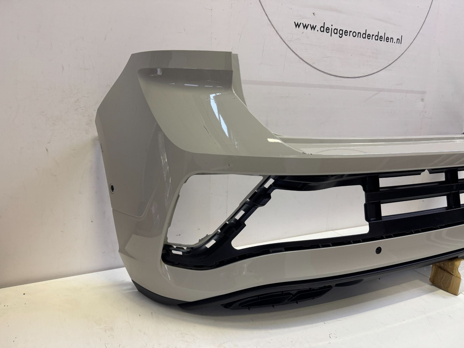 VOLKSWAGEN T ROC 2GA FACELIFT R LINE ACHTERBUMPER 2GA807117J, Gebruikt, Volkswagen, Volkswagen AG, Vw@volkswagen.de