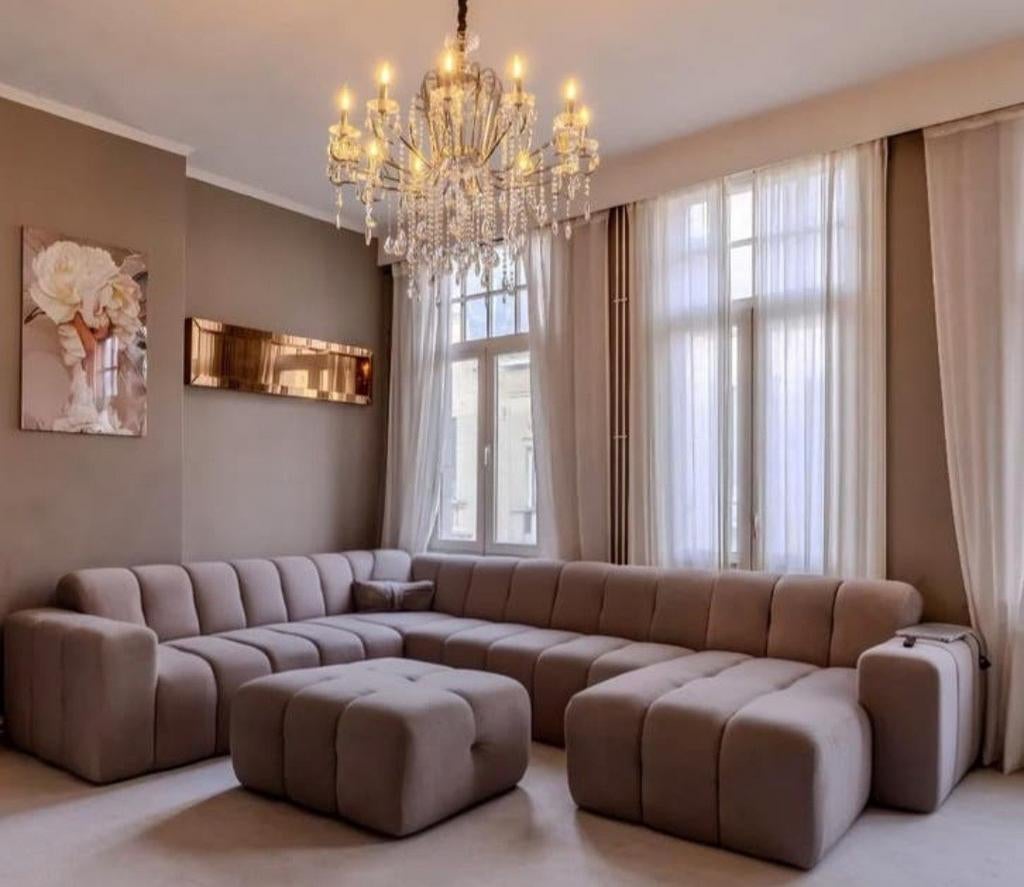 BELLE CHAISE TAUPE AVEC POUF, Enlèvement