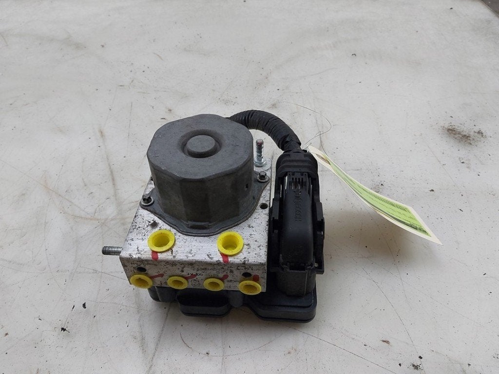 ABS POMP Suzuki Swift (ZA / ZC / ZD) (01-2010/04-2017), Auto-onderdelen, Robert Bosch AG, Gebruikt, Robert-Bosch-Allee 1
74232  Abstatt, DE