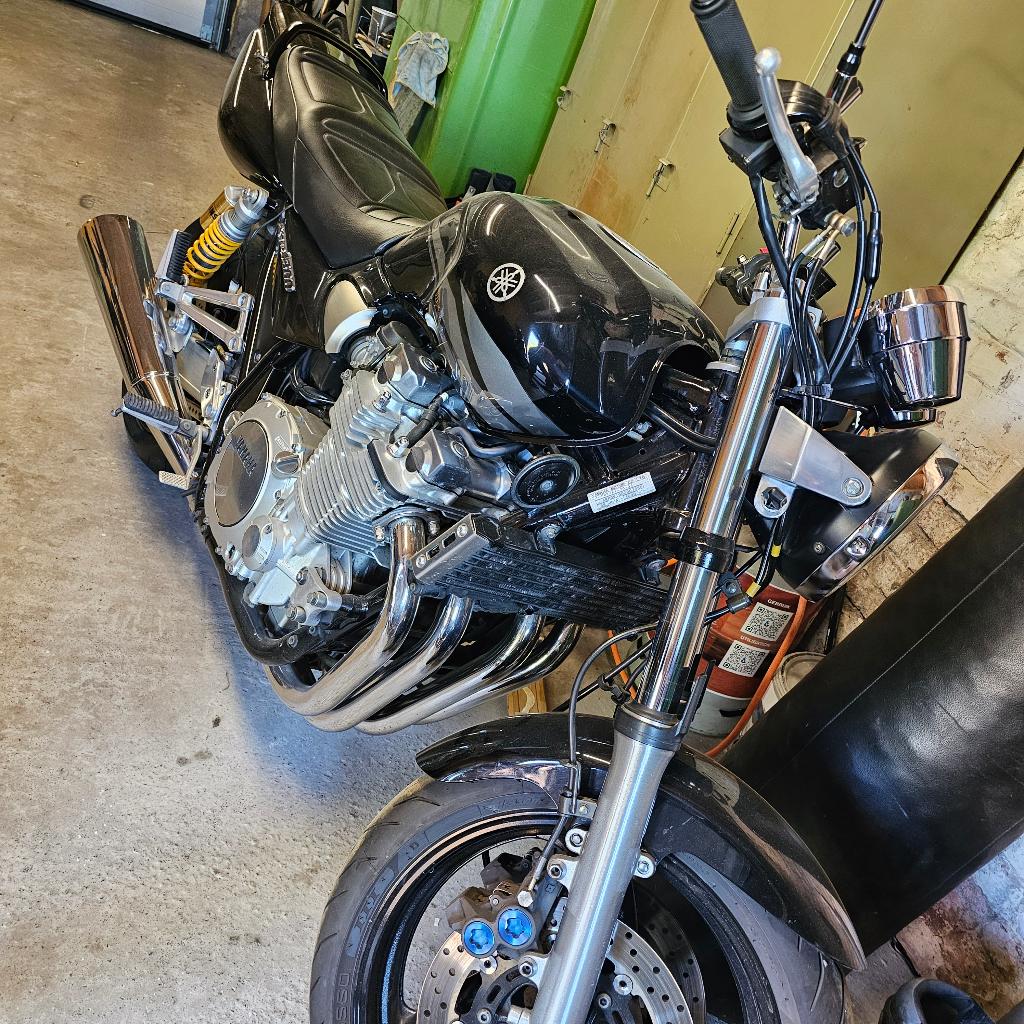 Yamaha xjr1300, Occasion, 1300 cm³, Particulier, 4 cylindres