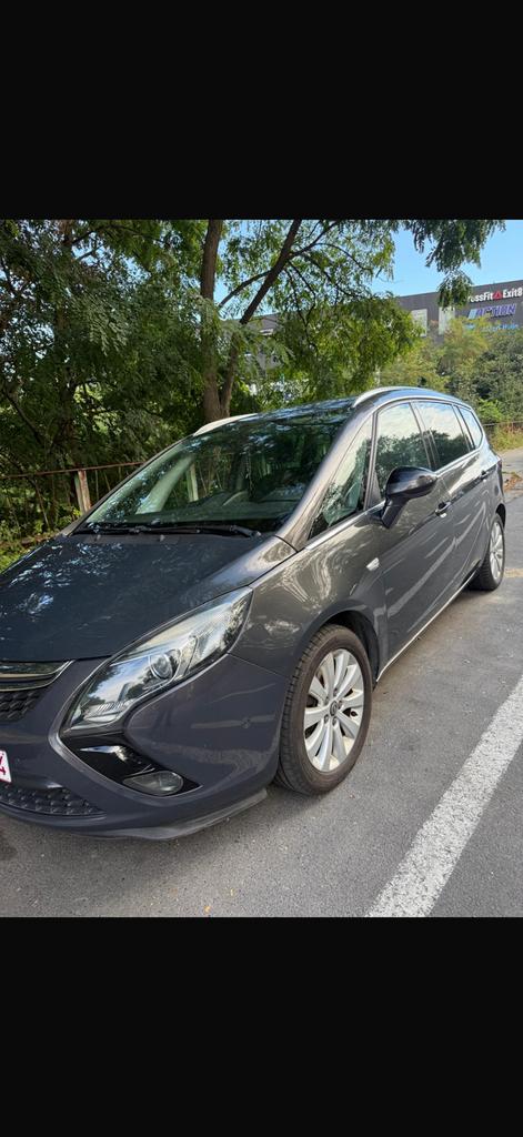 Opel zafira 12/2015 diesel euro6b, Auto's, 4 deurs, Euro 6, Overige bekleding, Zwart