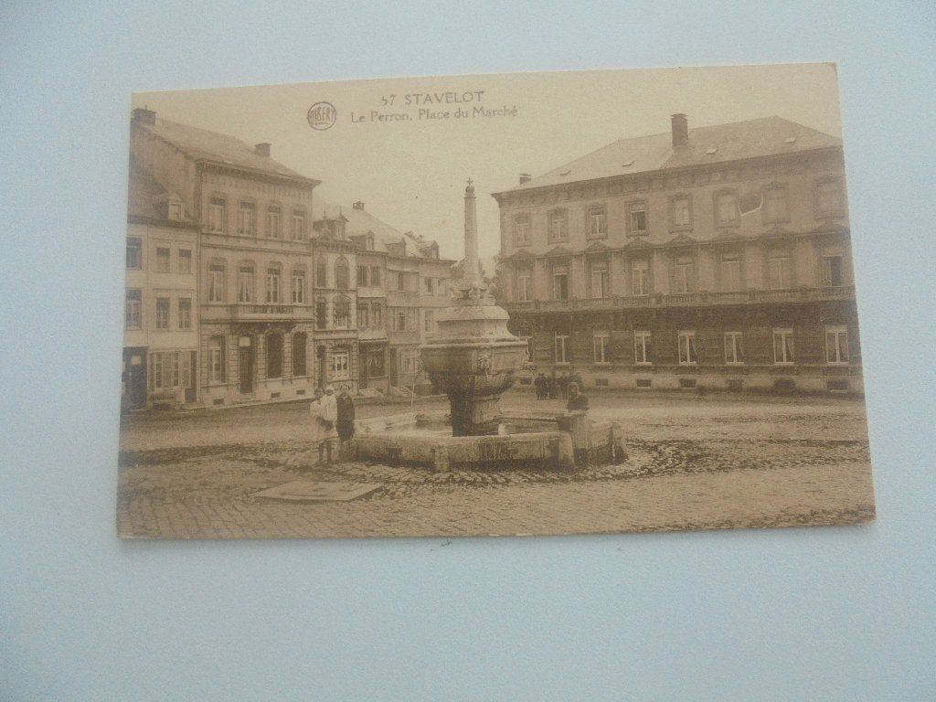 stavelot-le perron place du marché, Verzamelen, Verzenden, 1920 tot 1940, Ongelopen, Luik
