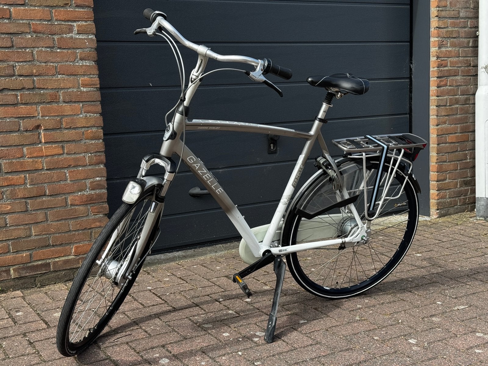 Gazelle Chamonix herenfiets, kader 61, 8 versnellingen, Ophalen, Versnellingen, Zo goed als nieuw, 61 tot 65 cm