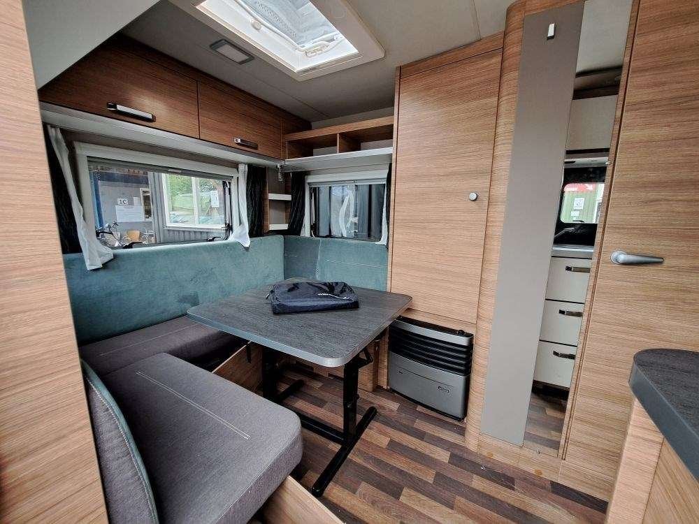 Weinsberg Caraone caravan Interieur ALLEEN VOOR ONDERDELEN, Caravans en Kamperen, Ophalen, Gebruikt, Skieppeleane 4 9247 CA Ureterp