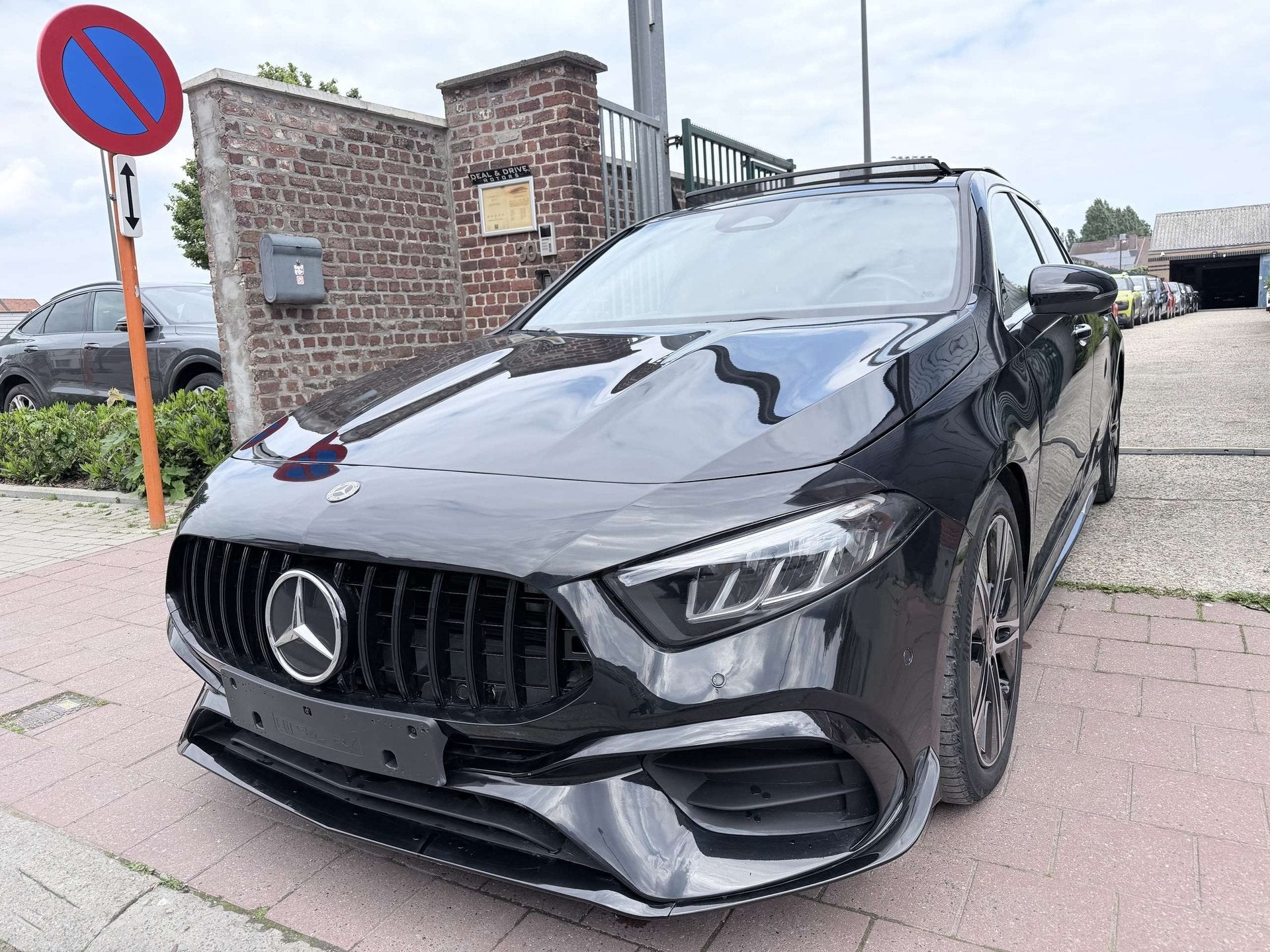 Mercedes-Benz A 180 PACK AMG 45 | PANO | AUTOMAAT | VIRTUAL, Autos, Classe A, Achat, Euro 6, Entreprise