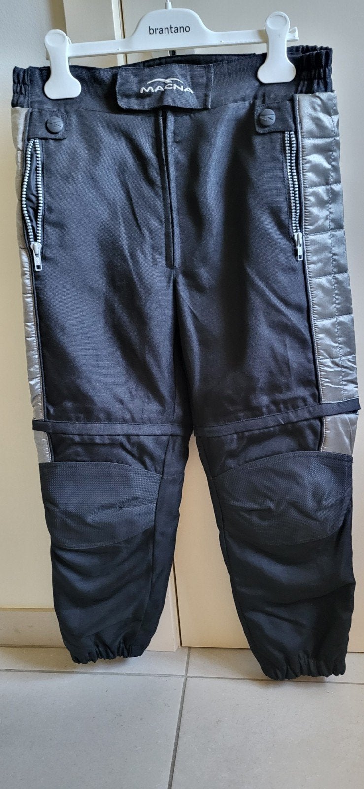 Magna motorbroek, Motoren, Ophalen