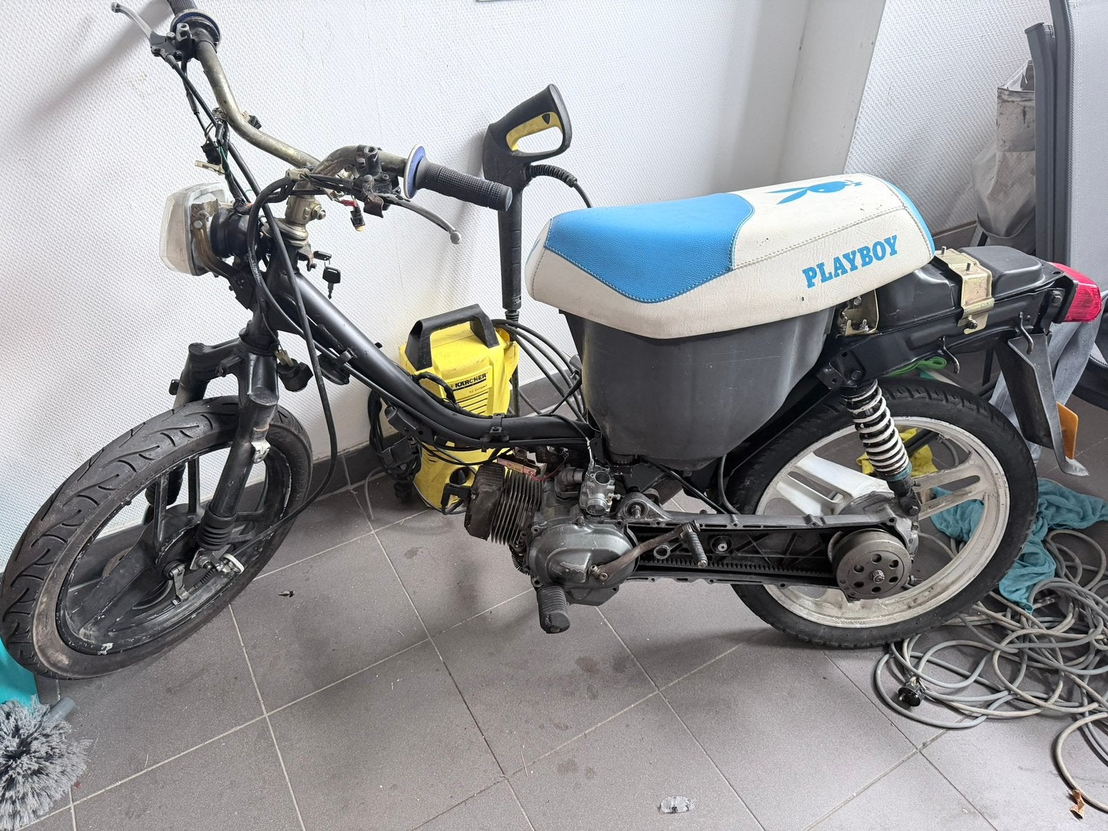 Honda wallaro a terminer, Vélos & Vélomoteurs, Enlèvement, Comme neuf, Honda