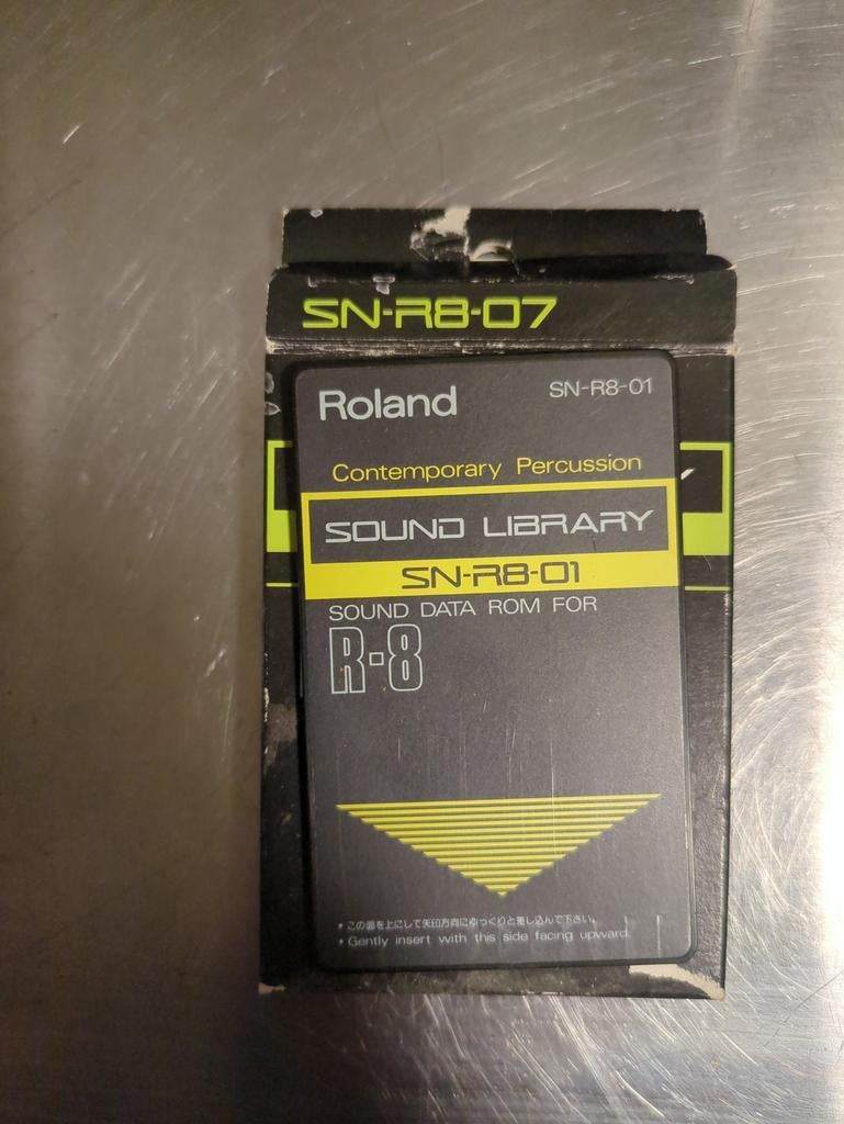 2 Rom cards voor de Roland R8 (prijsdaling), Muziek en Instrumenten, Drumcomputers, Roland, Ophalen of Verzenden