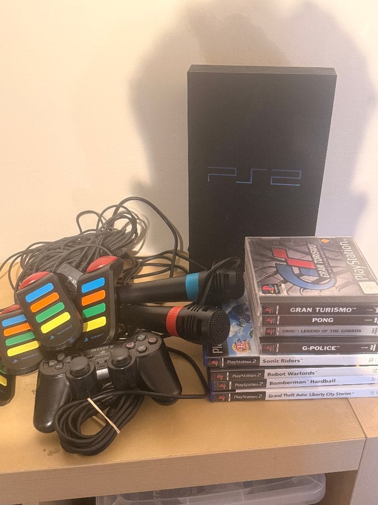 Playstation 2 fat console + games + singstar + buzz, Games en Spelcomputers, Gebruikt, Met games, Ophalen of Verzenden, Met 1 controller