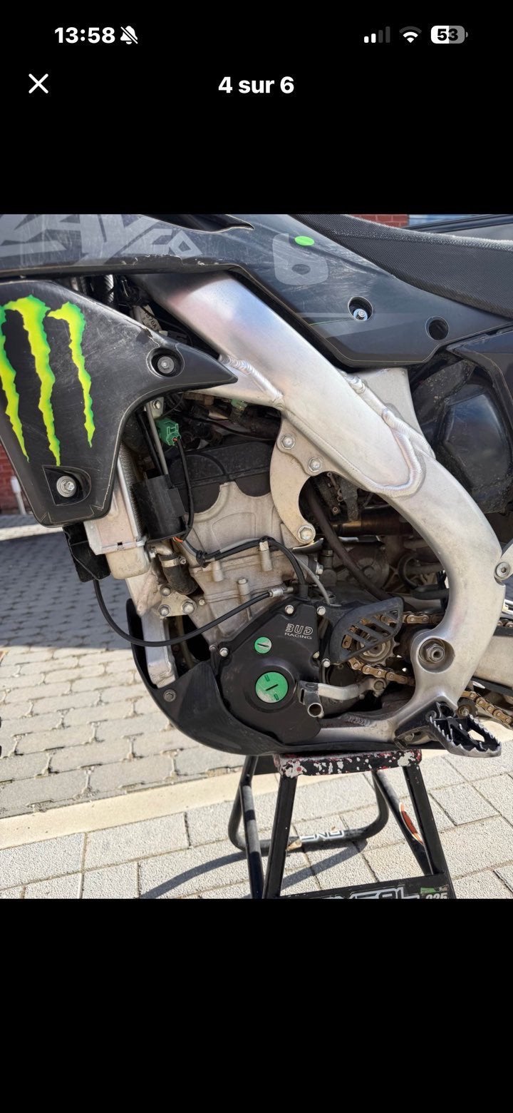 Kawasaki 250, Enlèvement