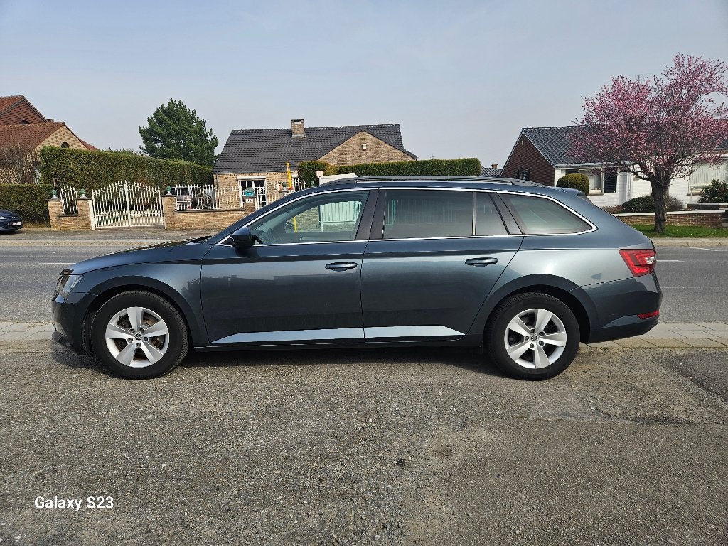 SKODA SUPERB 1.6 TDI EURO 6B GPS AIRCO CAMÉRA BELLE ÉTAT, Cuir, Achat, Commande vocale, Diesel