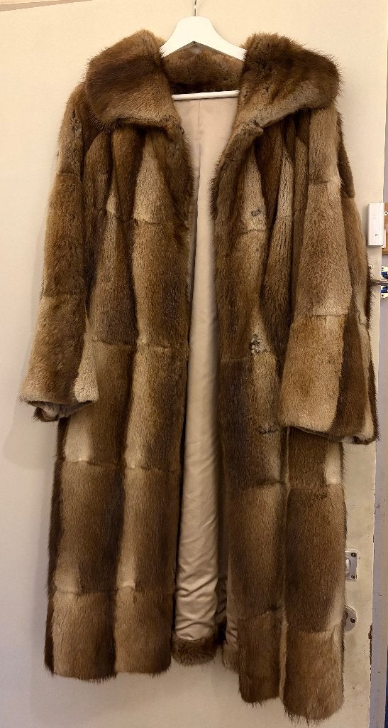 bontjas, Bruin, Maat 42/44 (L), Gedragen, Ophalen