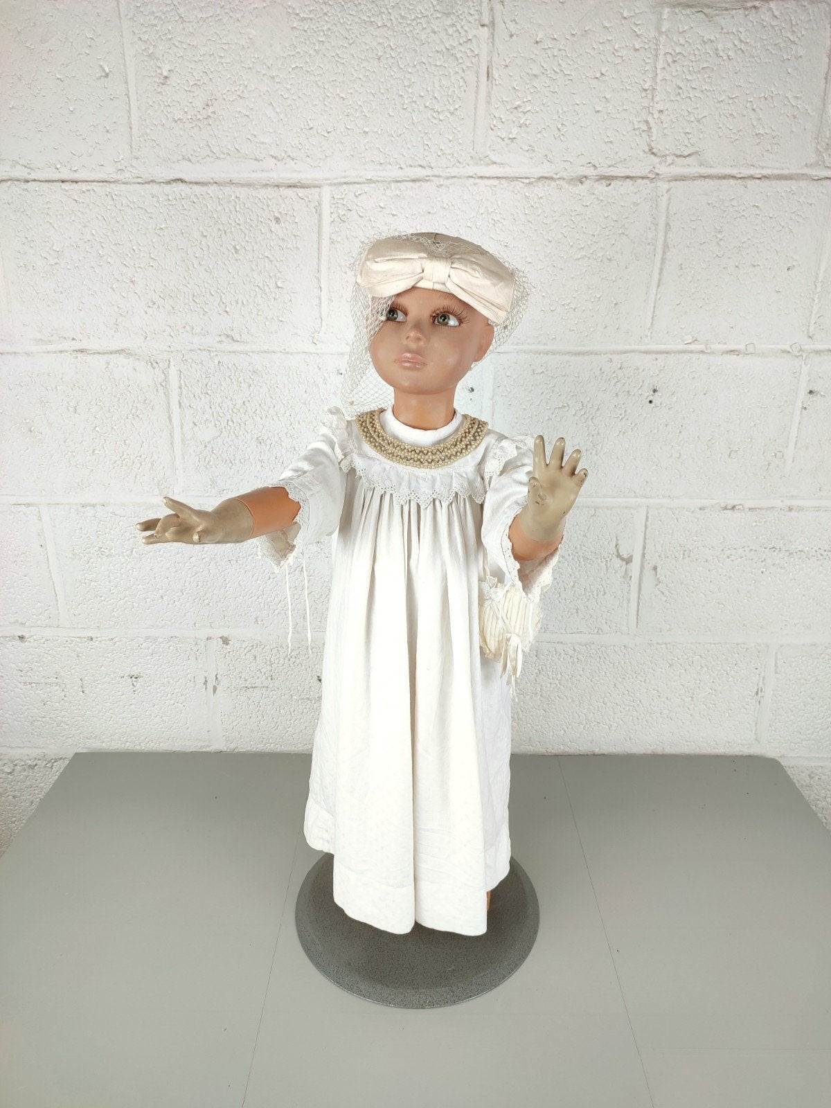 Kinder mannequin met doopjurkje, Ophalen of Verzenden