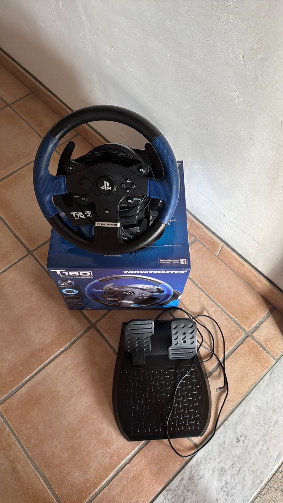 Thrustmaster t150 racestuur, Games en Spelcomputers, Spelcomputers | Sony Consoles | Accessoires, Ophalen, Gebruikt
