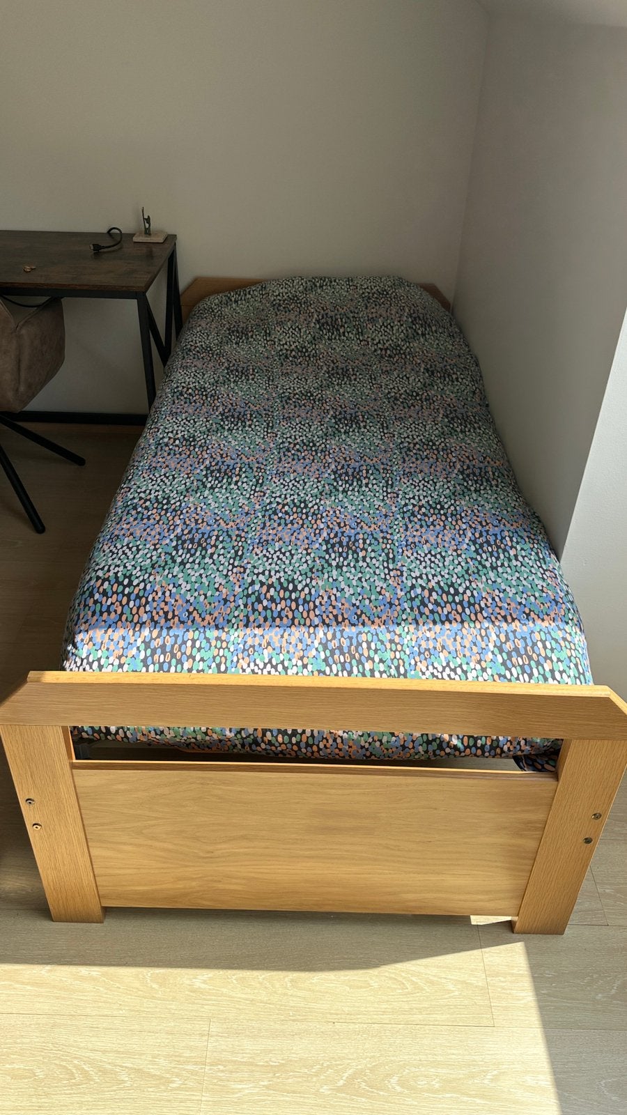 Eenpersoonsbed (incl matras), Huis en Inrichting, Ophalen, Gebruikt
