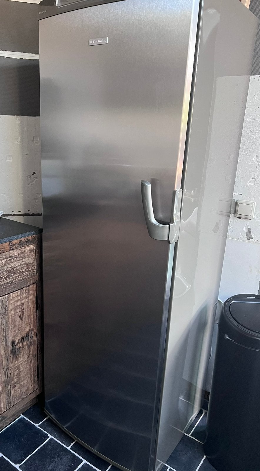 Koelkast Electrolux Inox, 200 litres ou plus, Enlèvement, Utilisé, Sans bac à congélation
