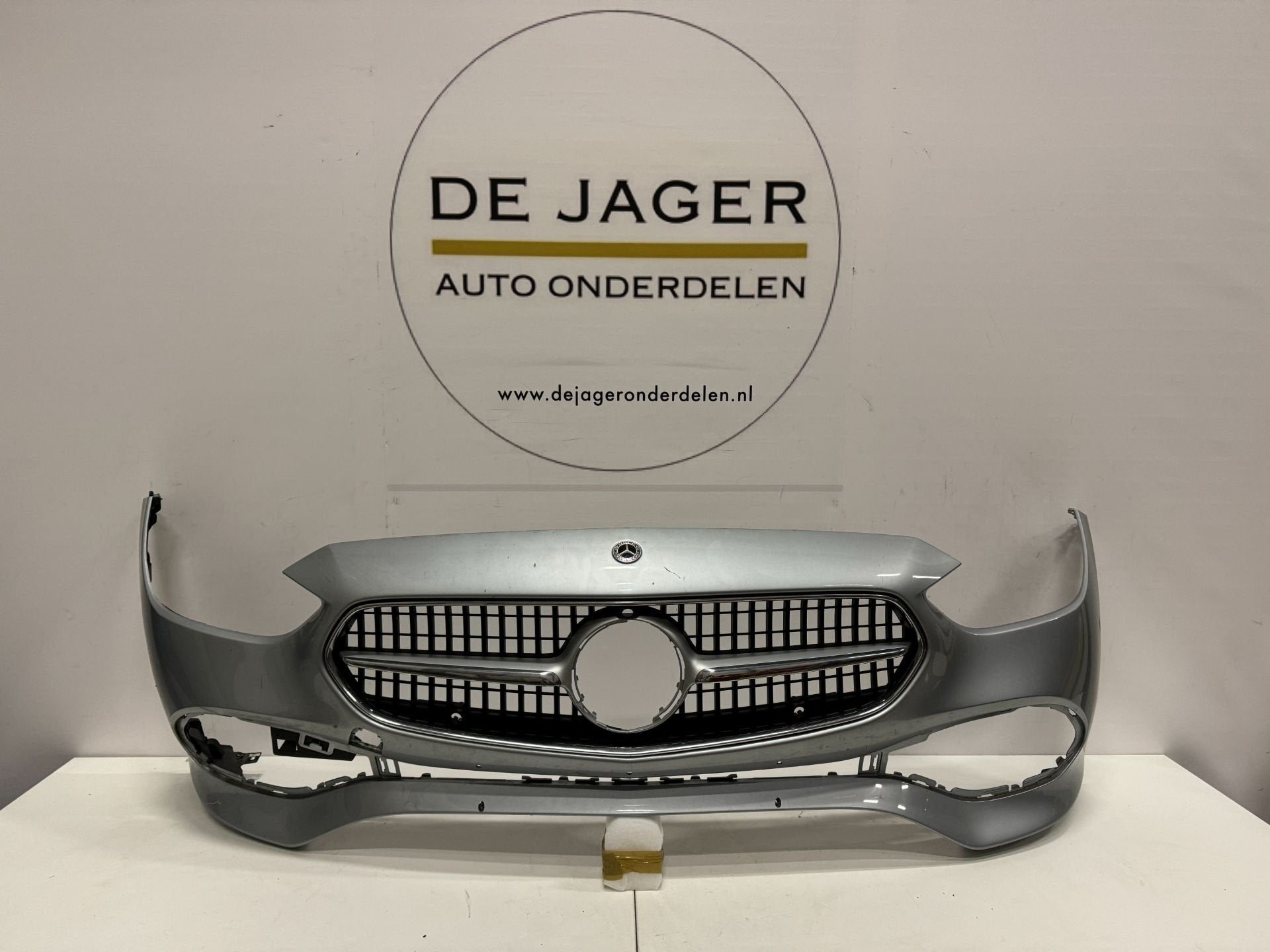 GRILLE DE PARE-CHOCS AVANT MERCEDES W206 CLASSE C A206885310, Mercedes-Benz AG, Pare-chocs, Mercedes-Benz, Utilisé